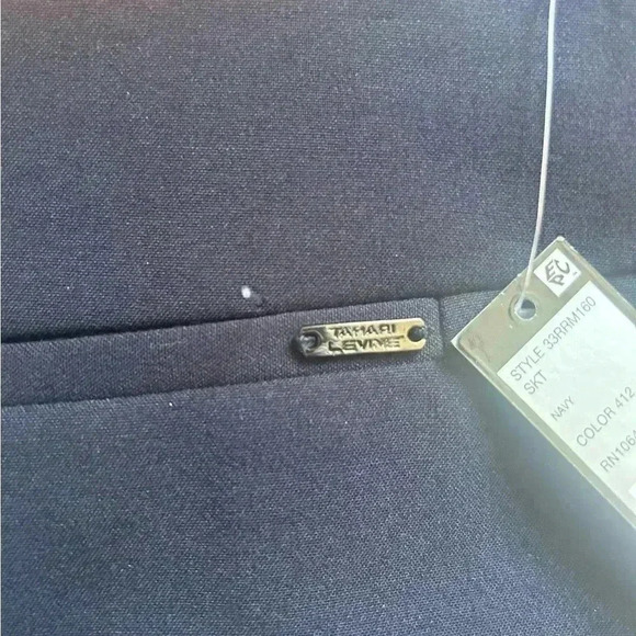 Tahari Size 2 Pencil Skirt New With Tags - Picture 6 of 8